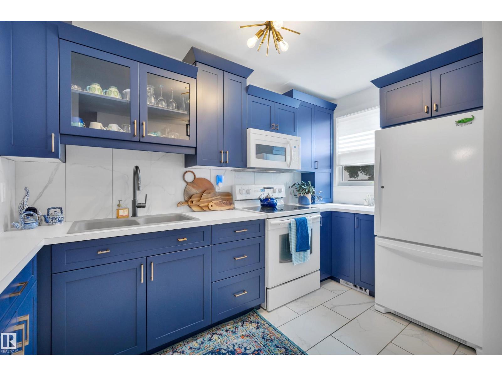 #44 2024 57 ST NW - photo 2