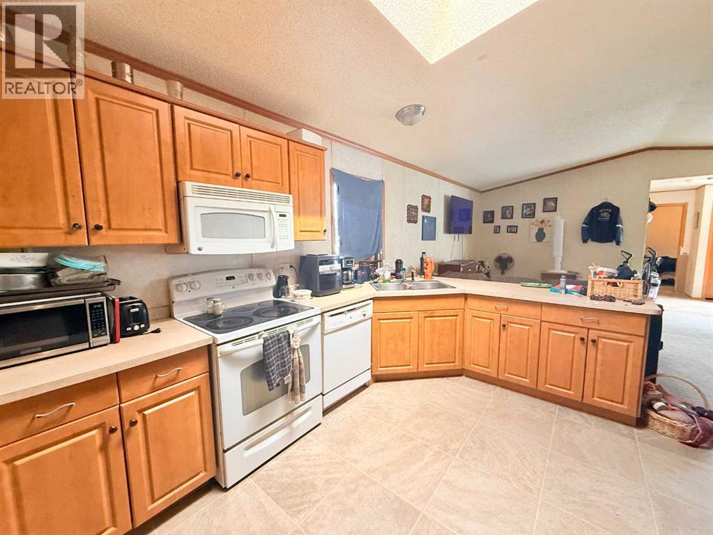 28, 1609 14 Street - 7