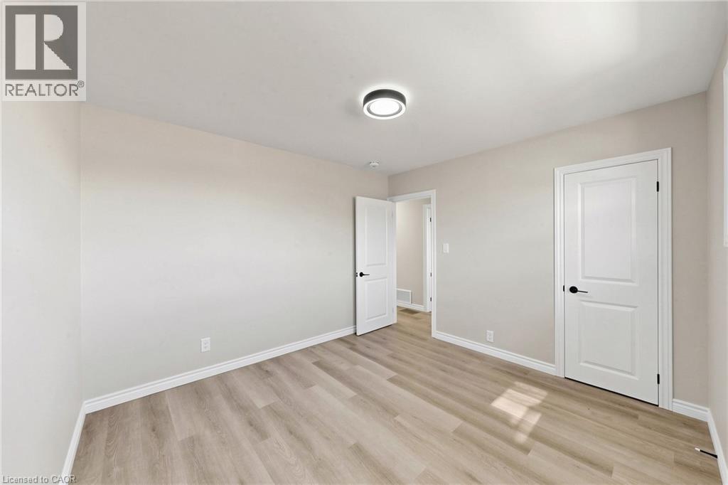 28 WARREN Avenue - 11