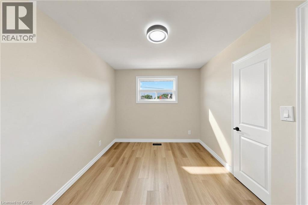 28 WARREN Avenue - 12