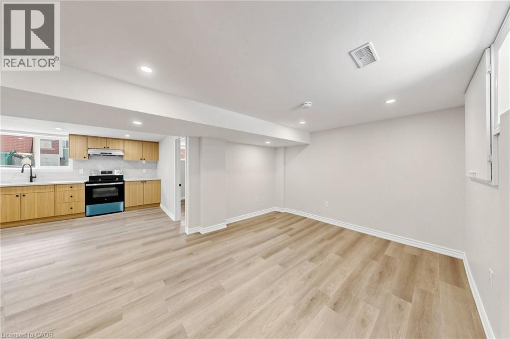 28 WARREN Avenue - 21