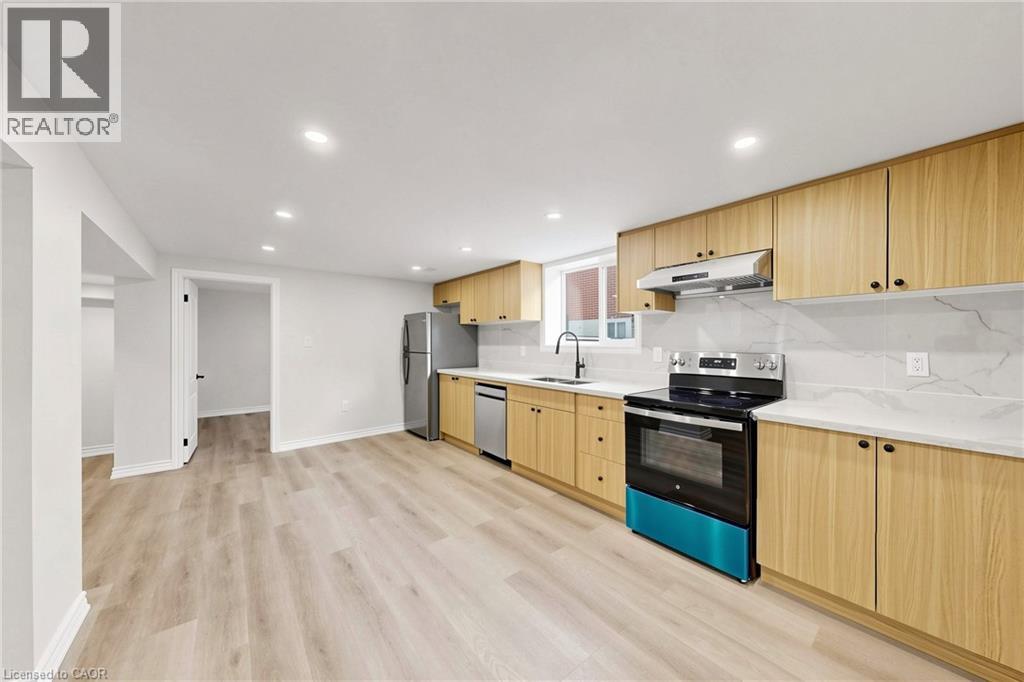 28 WARREN Avenue - 22
