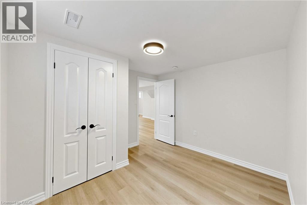 28 WARREN Avenue - 26