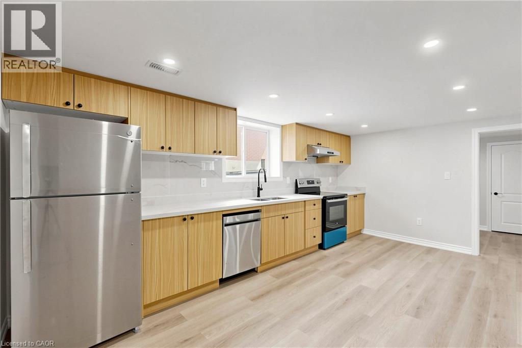 28 WARREN Avenue - 5