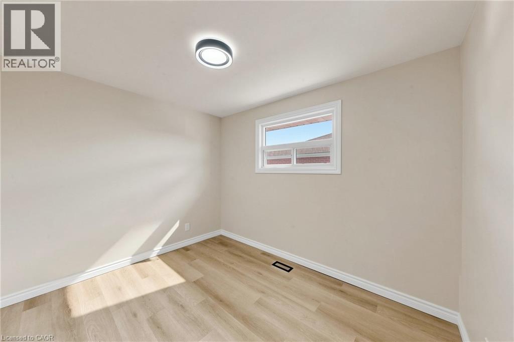 28 WARREN Avenue - 7