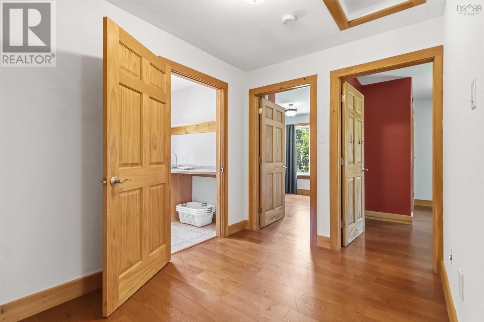 Property 29 of 33 of 1053 Cornwall Road