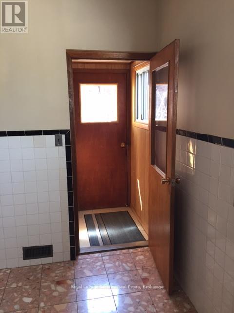 464 EUCLID AVENUE - 13