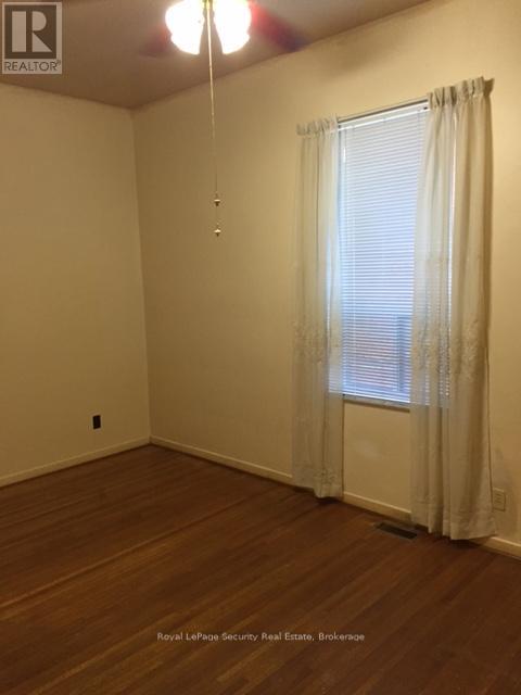 464 EUCLID AVENUE - 17