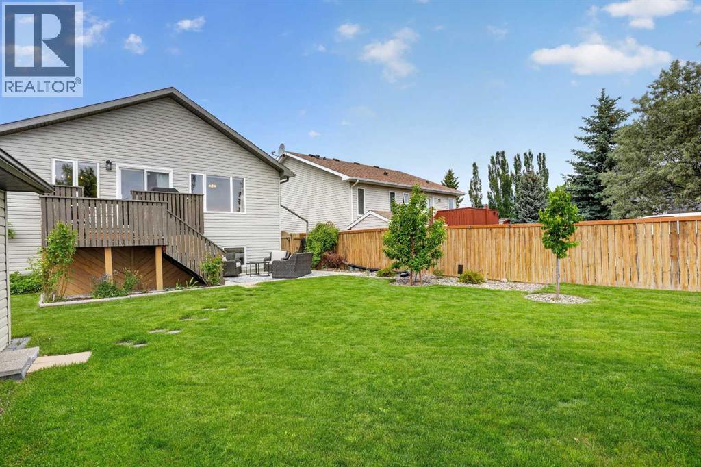 382 Heritage Boulevard W — photo 46