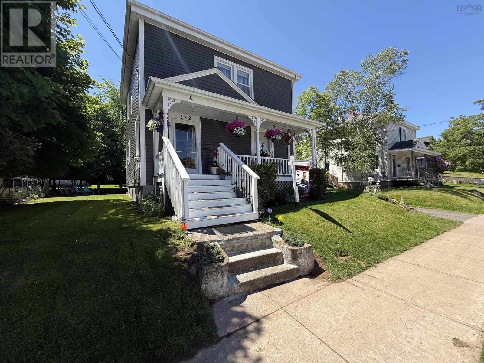 232 BRUNSWICK Street - 1