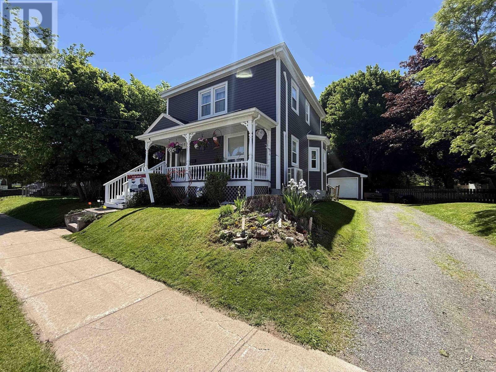 232 BRUNSWICK Street - 2