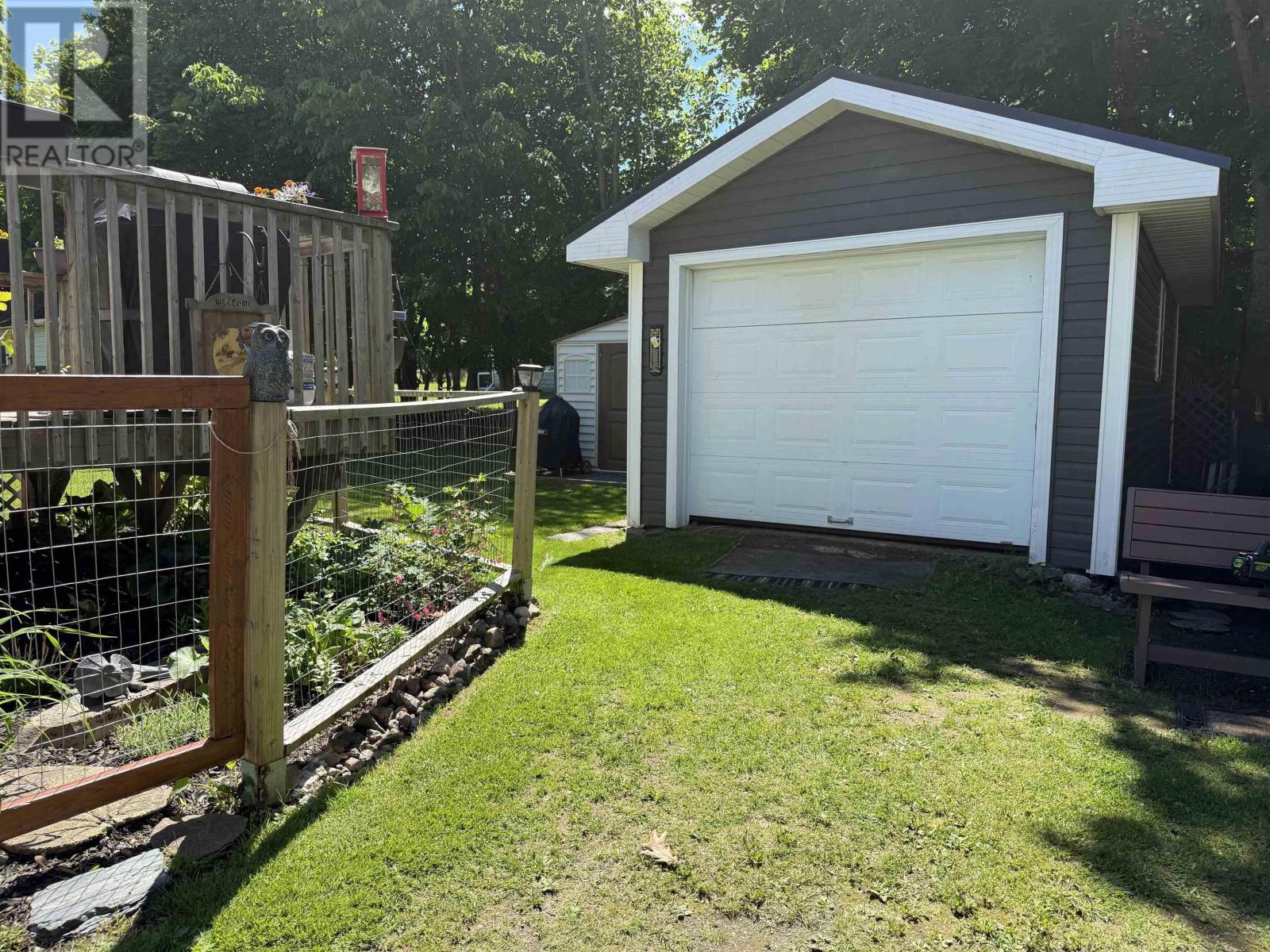 232 BRUNSWICK Street - 32