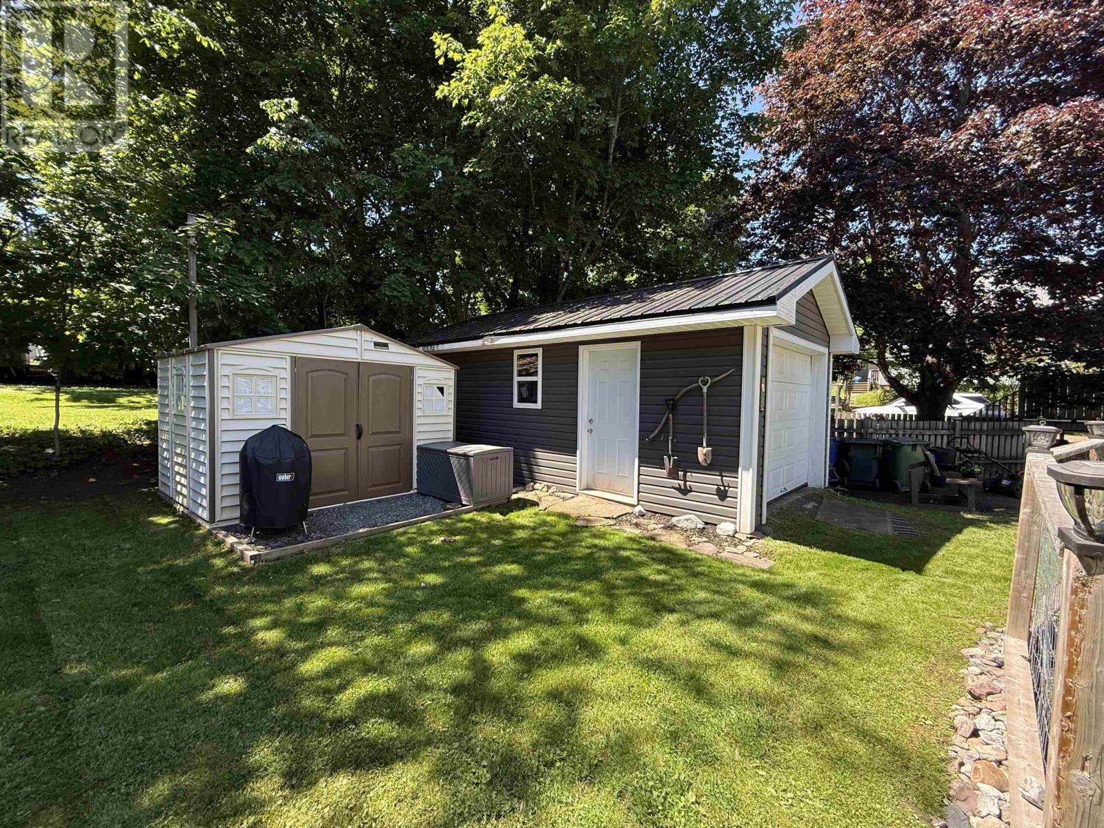 232 BRUNSWICK Street - 34