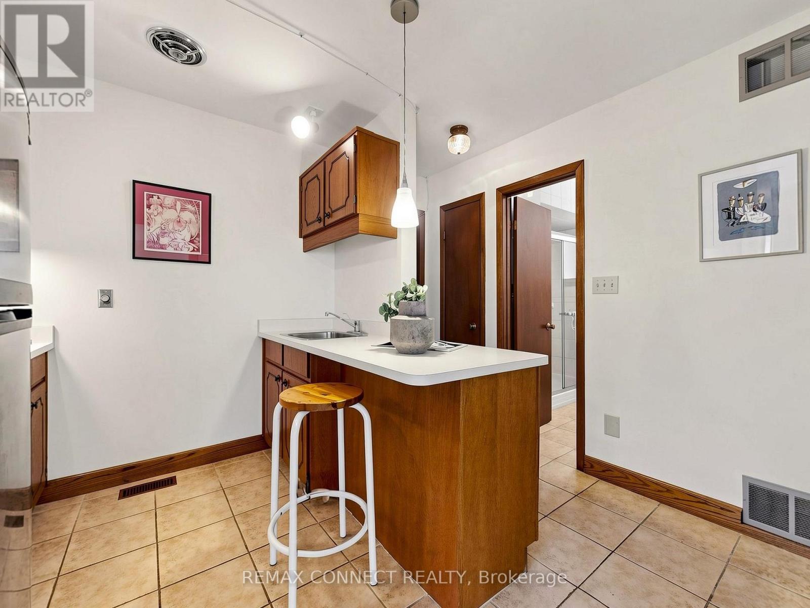 90 SYLVAN AVENUE - 15