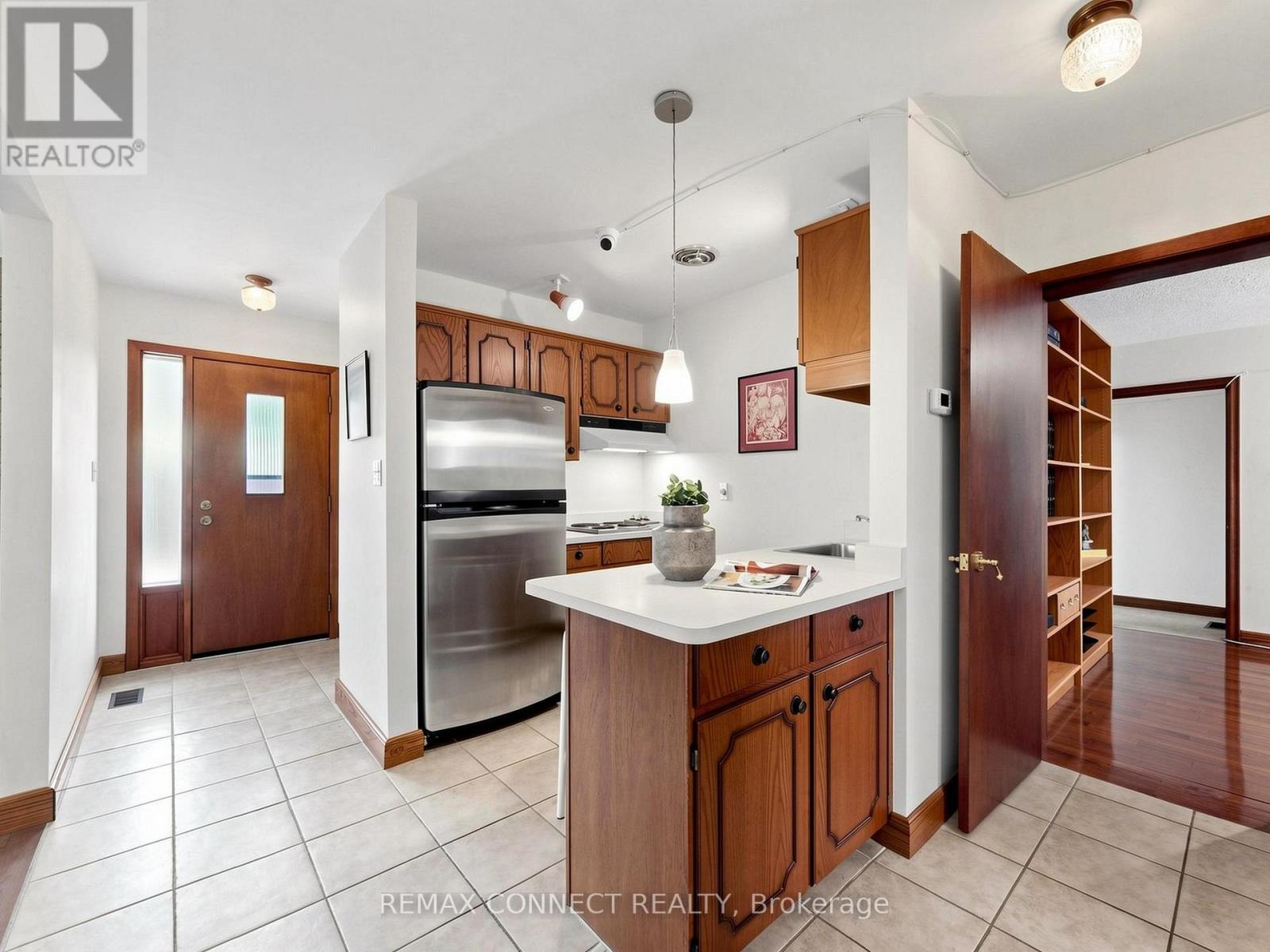 90 SYLVAN AVENUE - 16