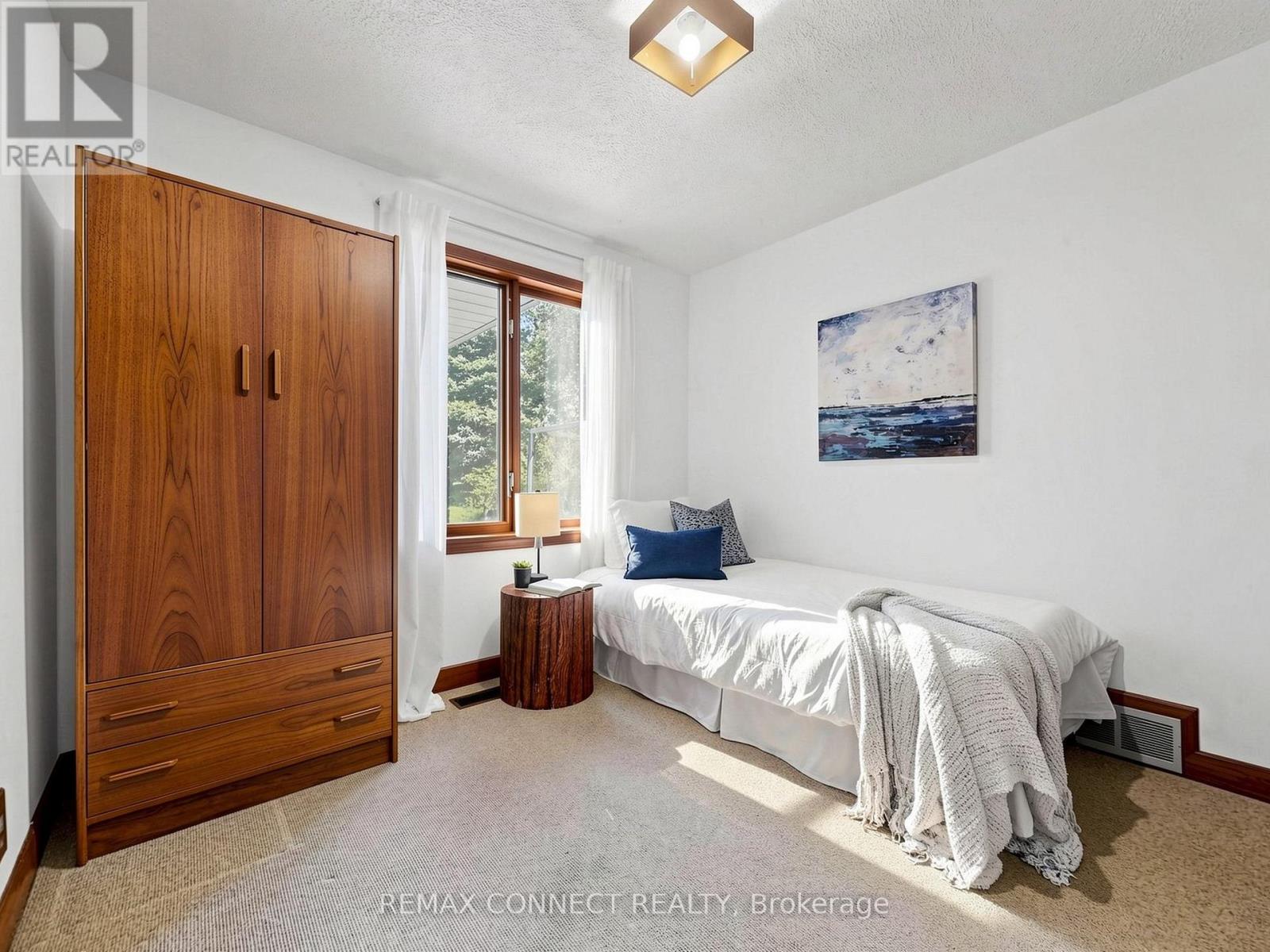 90 SYLVAN AVENUE - 20