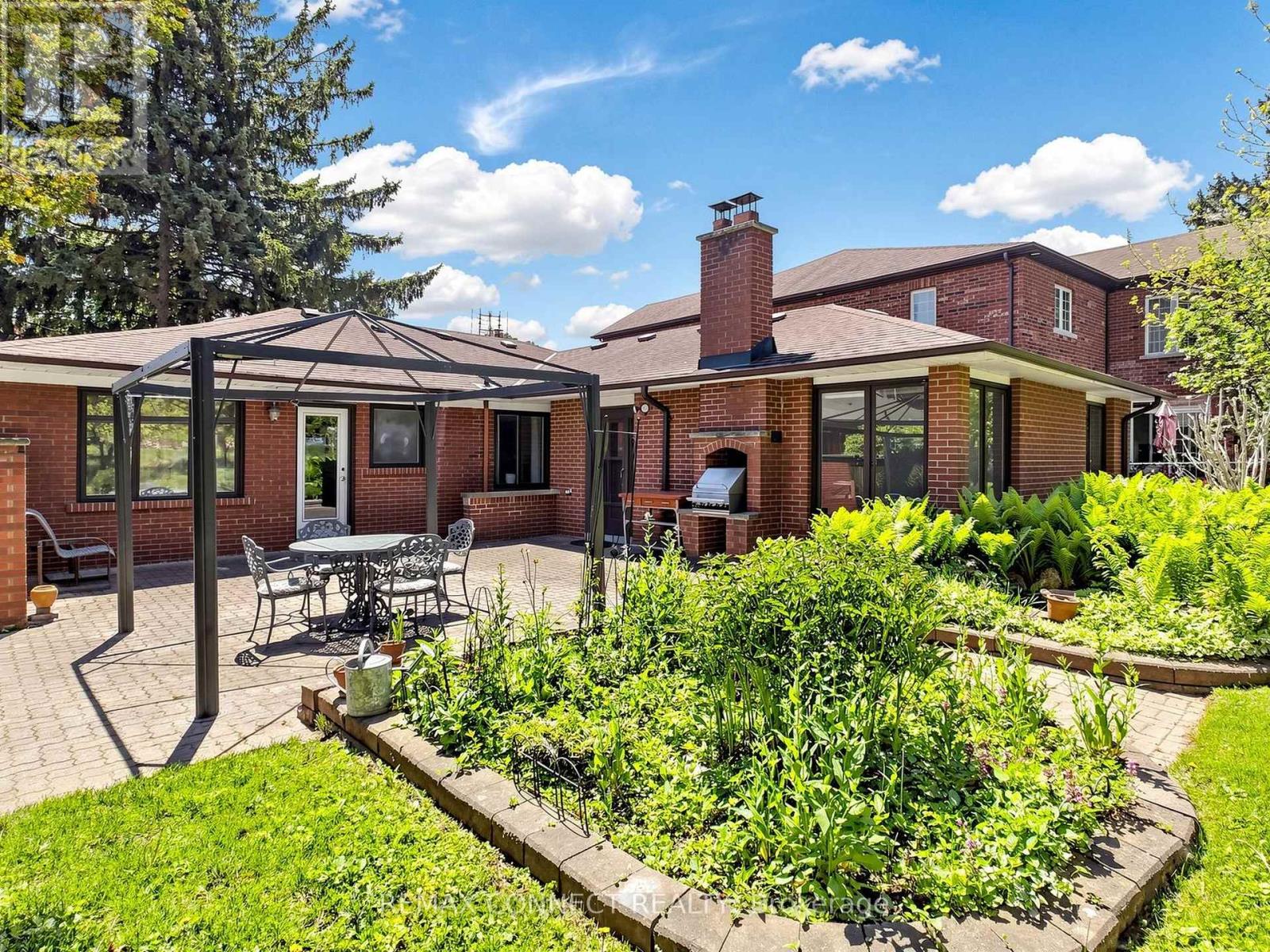 90 SYLVAN AVENUE - 34