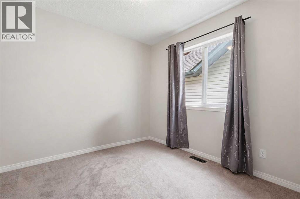 Upstairs Bedroom 1