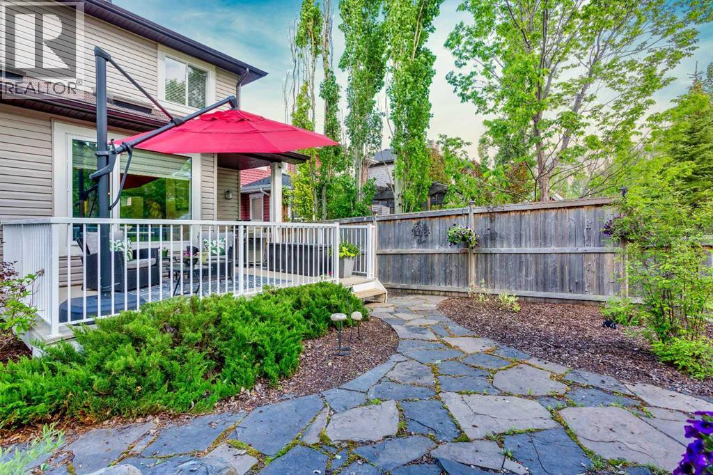 67 Silverado Ridge Crescent SW — photo 32