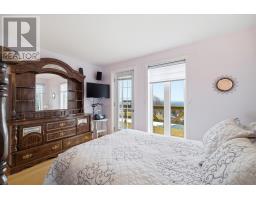 100 Harbour Road thumbnail 16