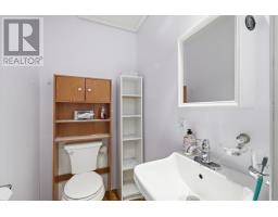 100 Harbour Road thumbnail 18