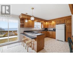 100 Harbour Road thumbnail 5