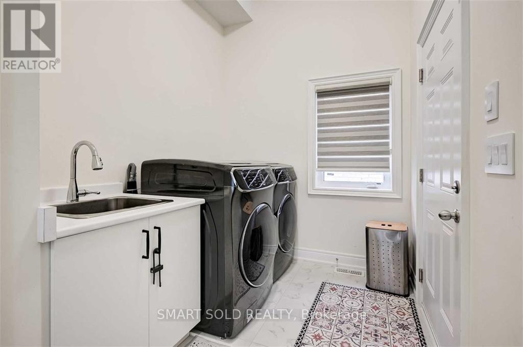 207 WALTER ENGLISH DRIVE - 15