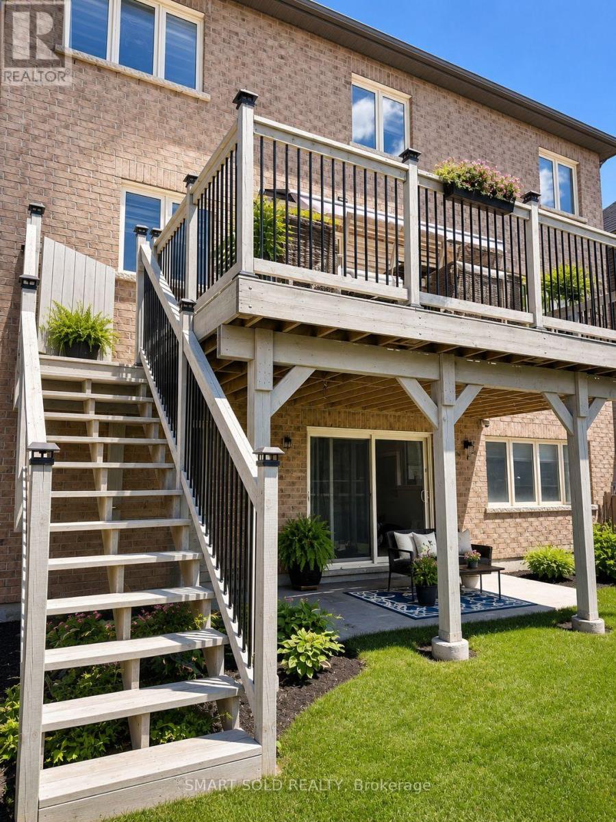 207 WALTER ENGLISH DRIVE - 20
