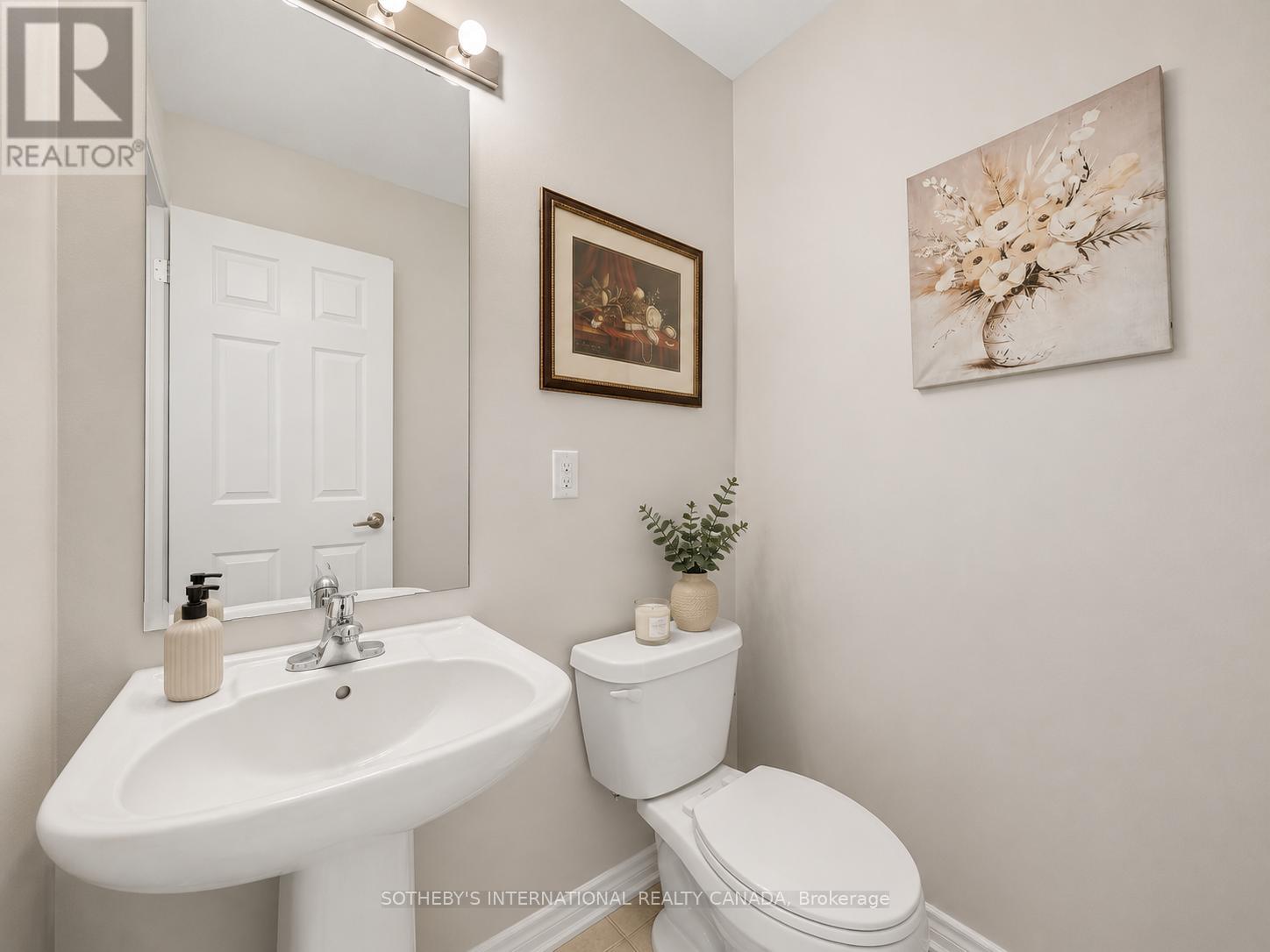 71 DANIELE CRESCENT - 11