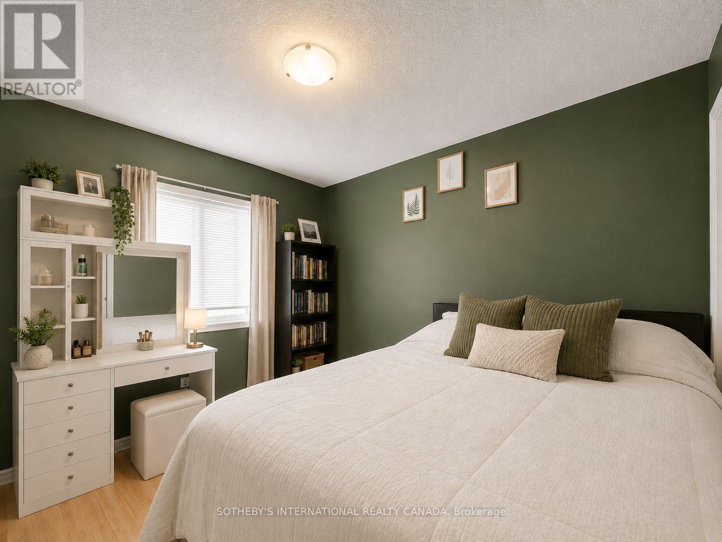 71 DANIELE CRESCENT - 12