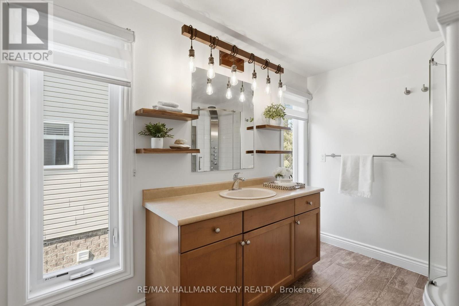 17 ARMEDA CLOW CRESCENT - 28