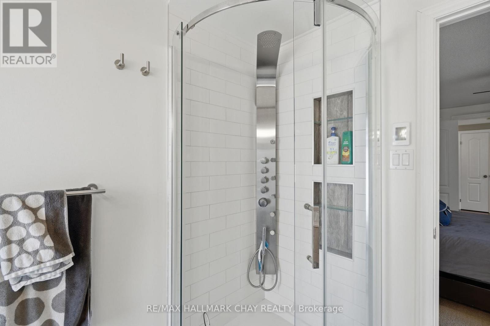 17 ARMEDA CLOW CRESCENT - 29