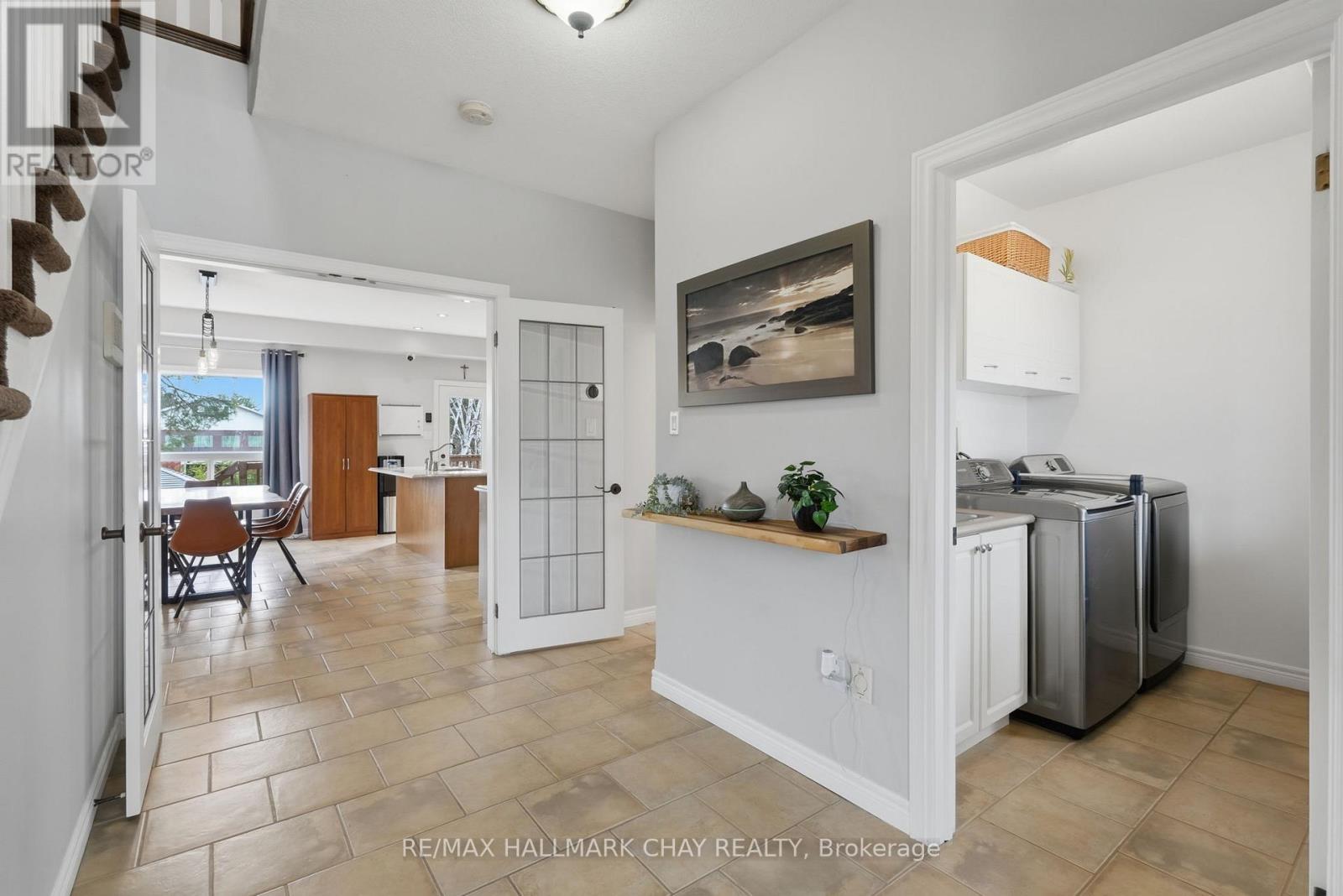 17 ARMEDA CLOW CRESCENT - 5