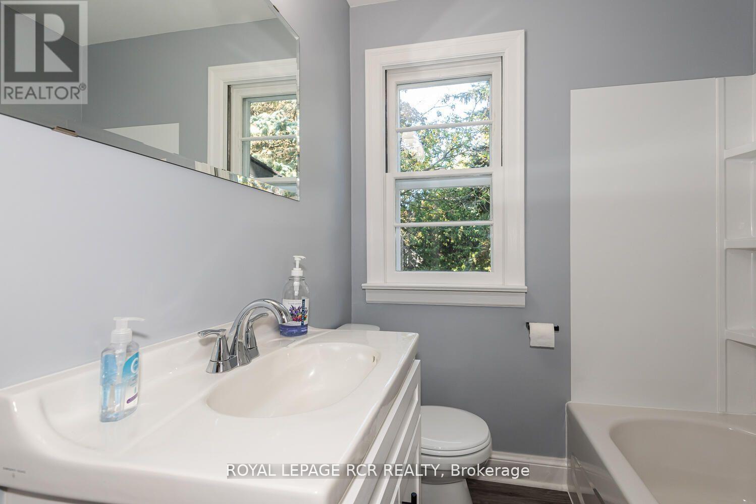 16948 BAYVIEW AVENUE - 19