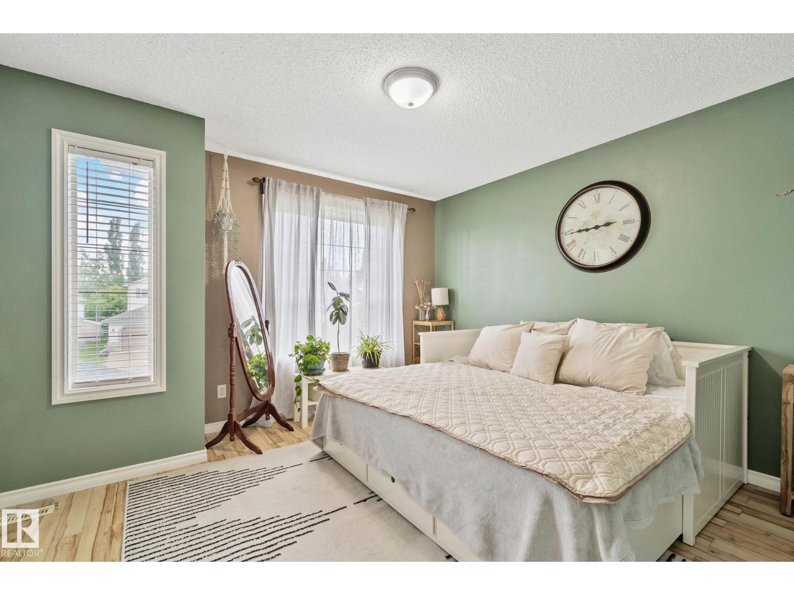 174 LAKELAND DR — photo 20