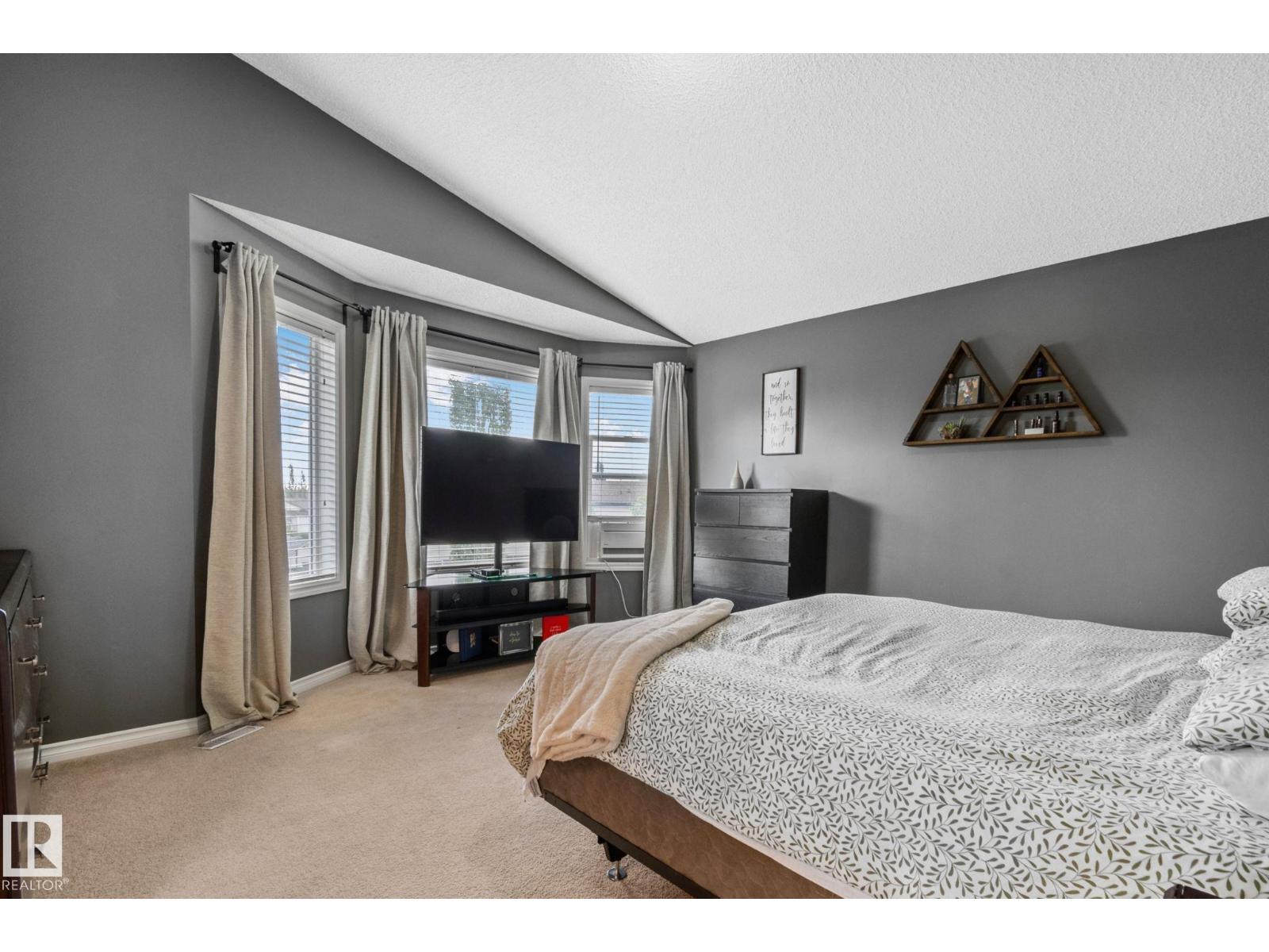 174 LAKELAND DR — photo 23