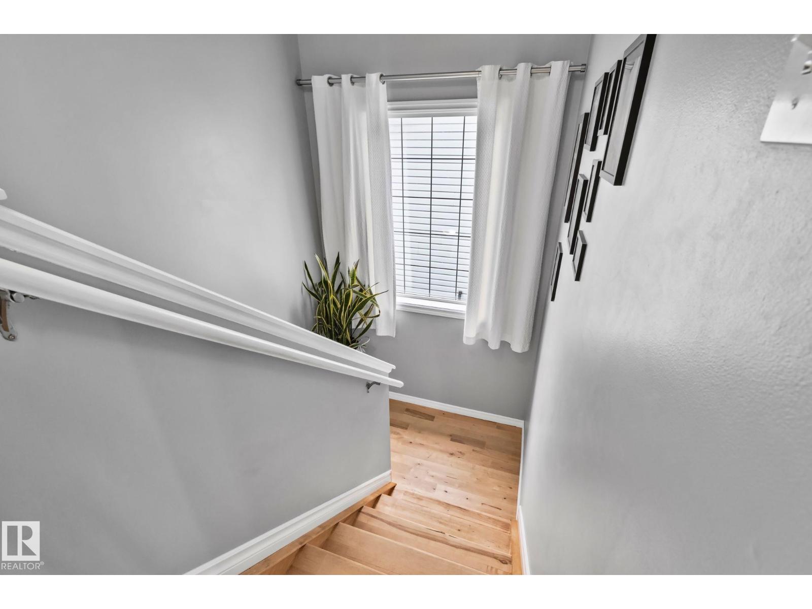 174 LAKELAND DR — photo 31