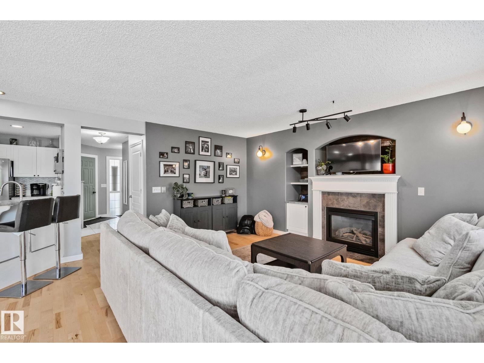 174 LAKELAND DR — photo 8