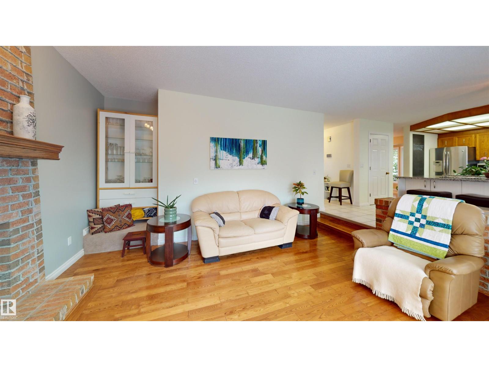 18319 58 AV NW - 16
