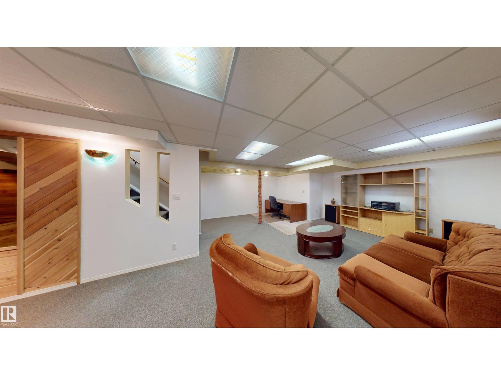 18319 58 AV NW - 29