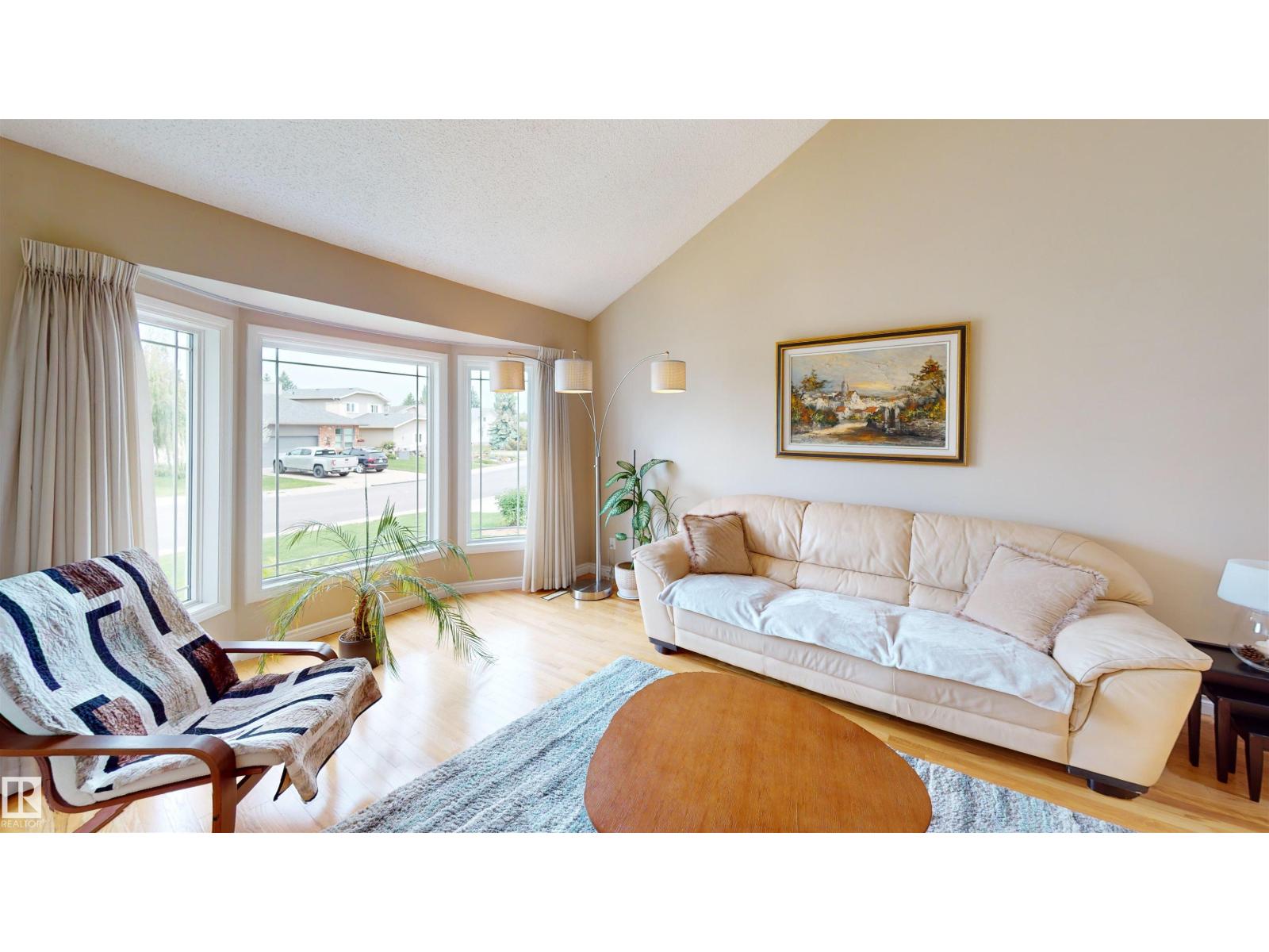 18319 58 AV NW - 7