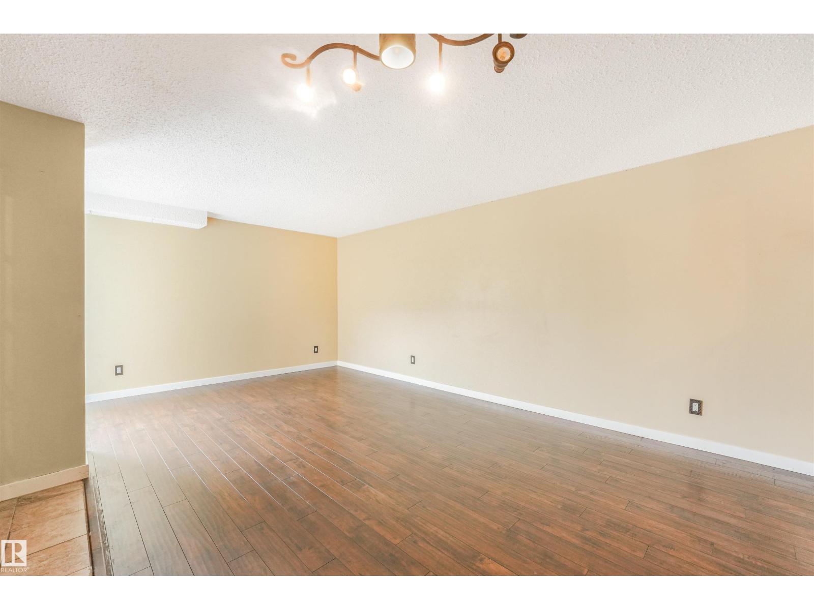 2921 130 AV NW - 7