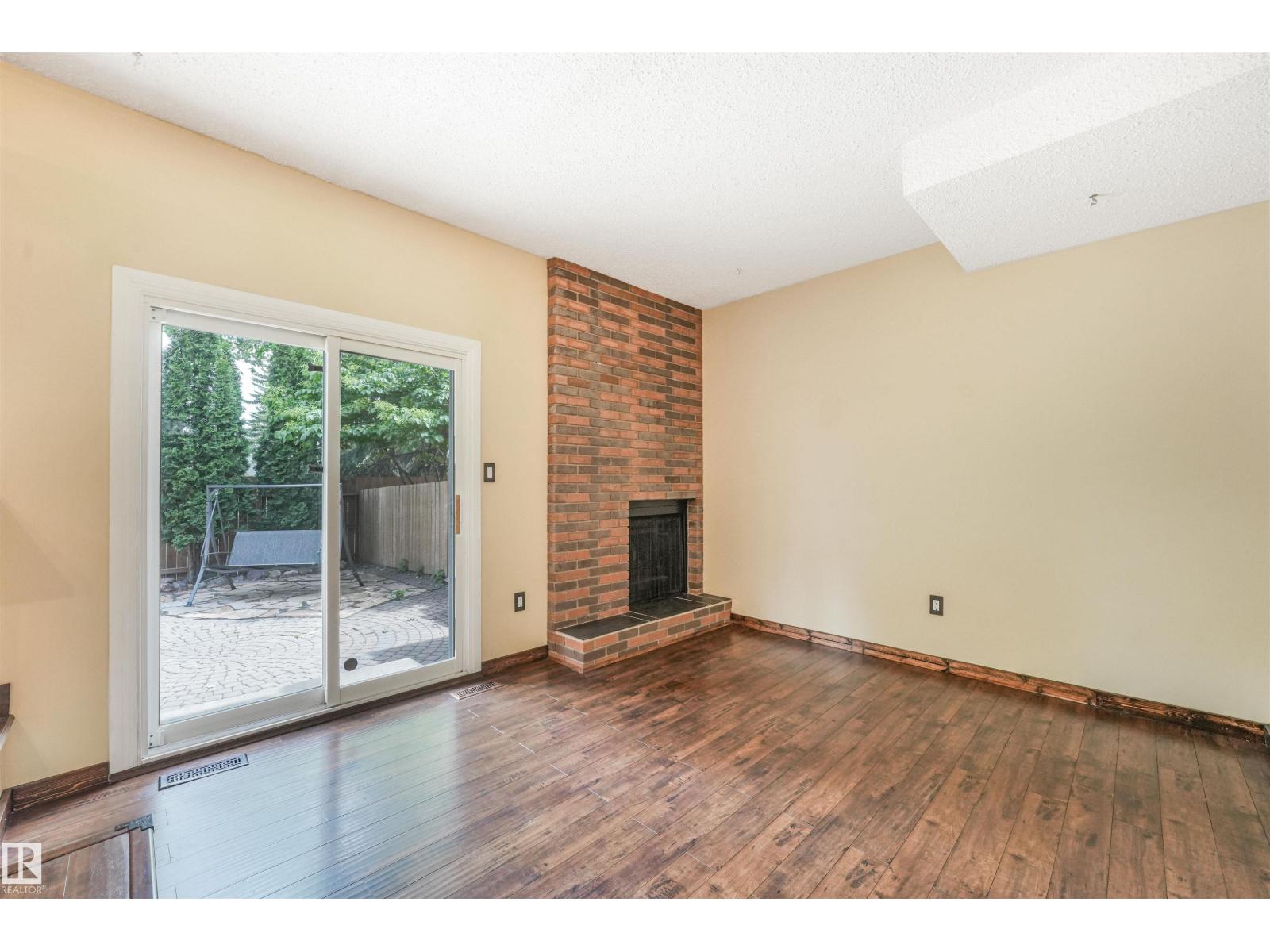 2921 130 AV NW - 13