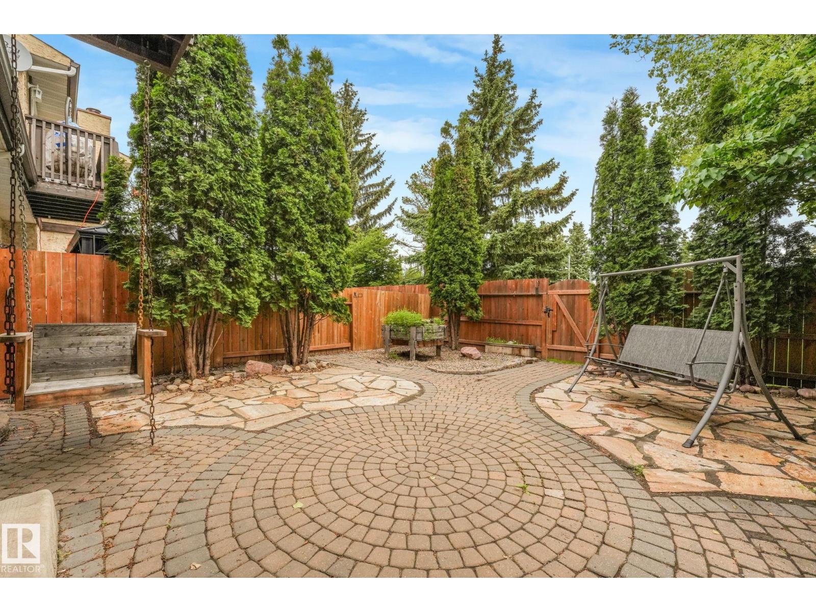 2921 130 AV NW - 2