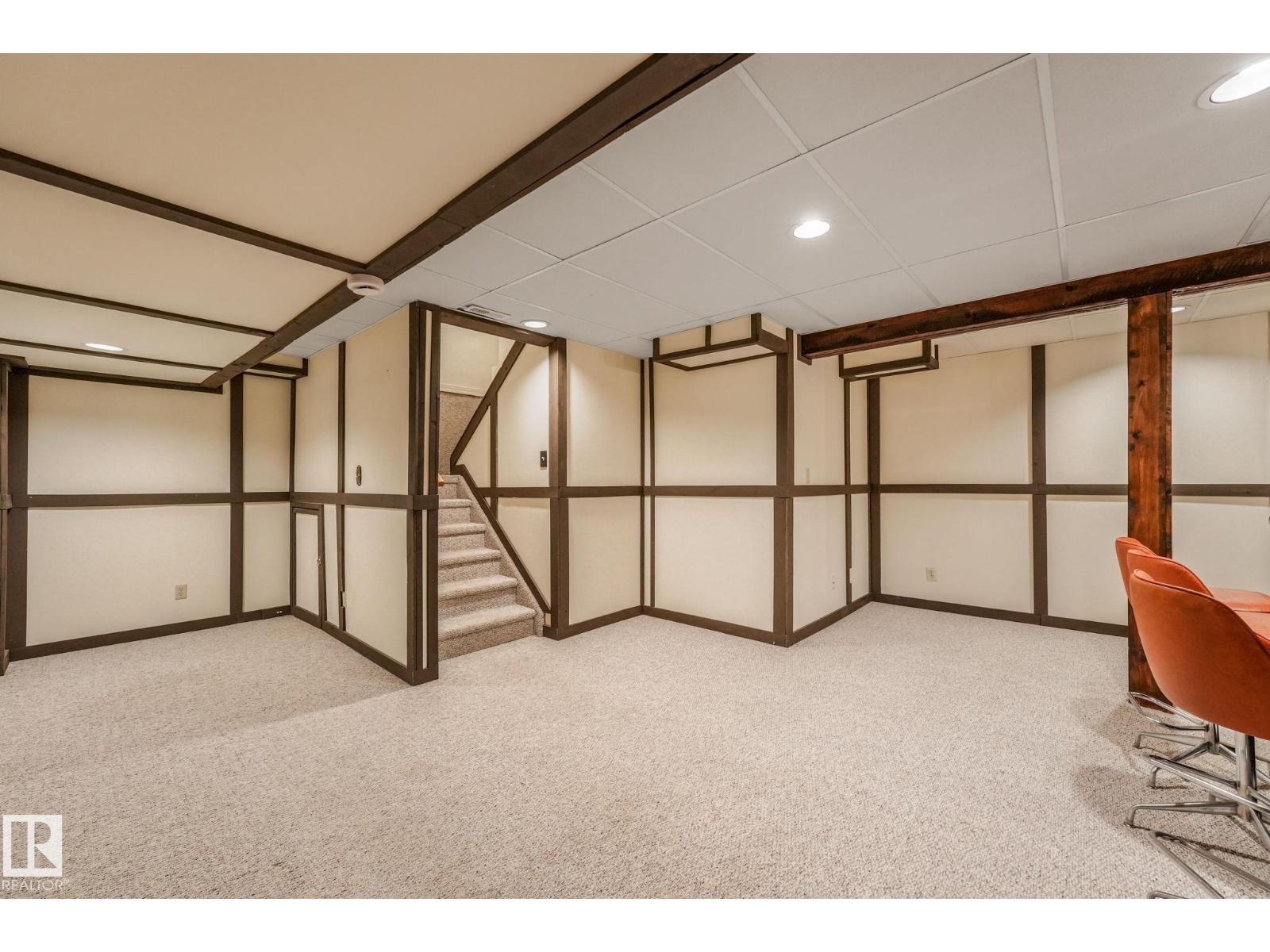 2921 130 AV NW - 36