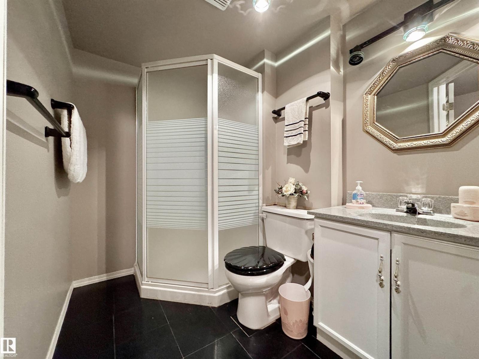 1057 109 ST NW - 27