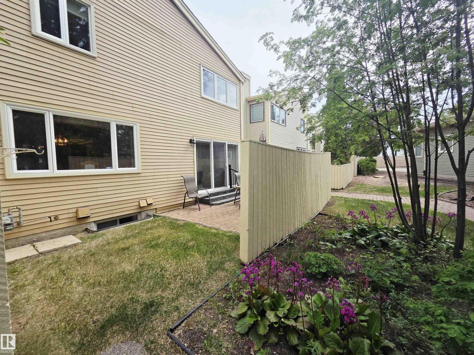 1057 109 ST NW - 32