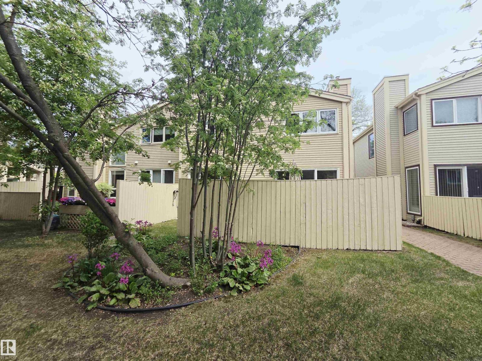 1057 109 ST NW - 34