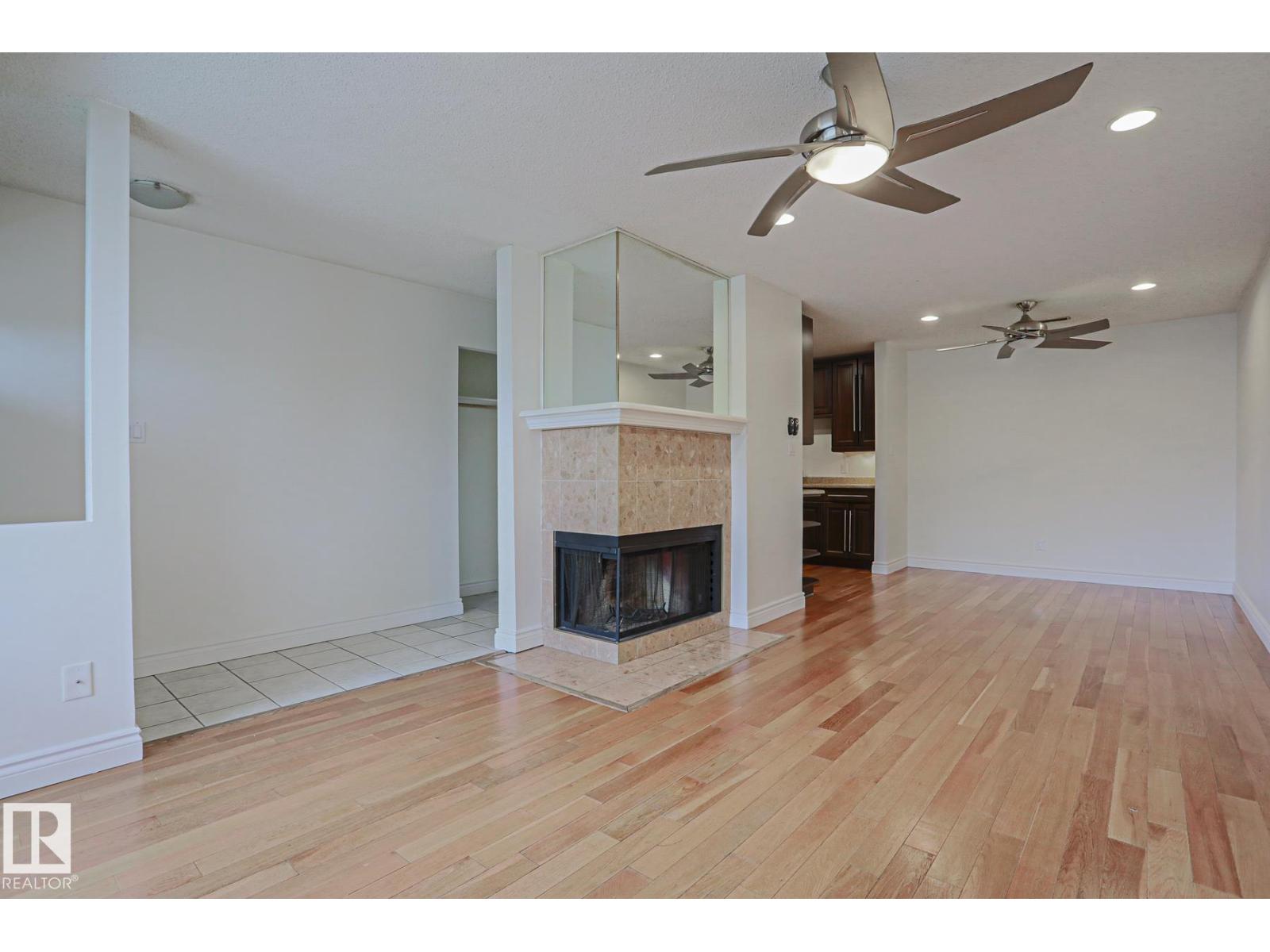 #52 2703 79 ST NW - photo 2