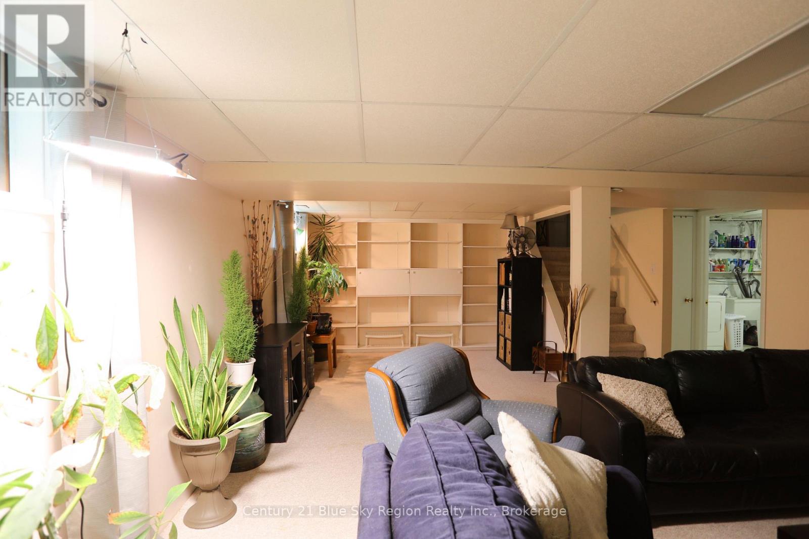 124 KING STREET W - 34
